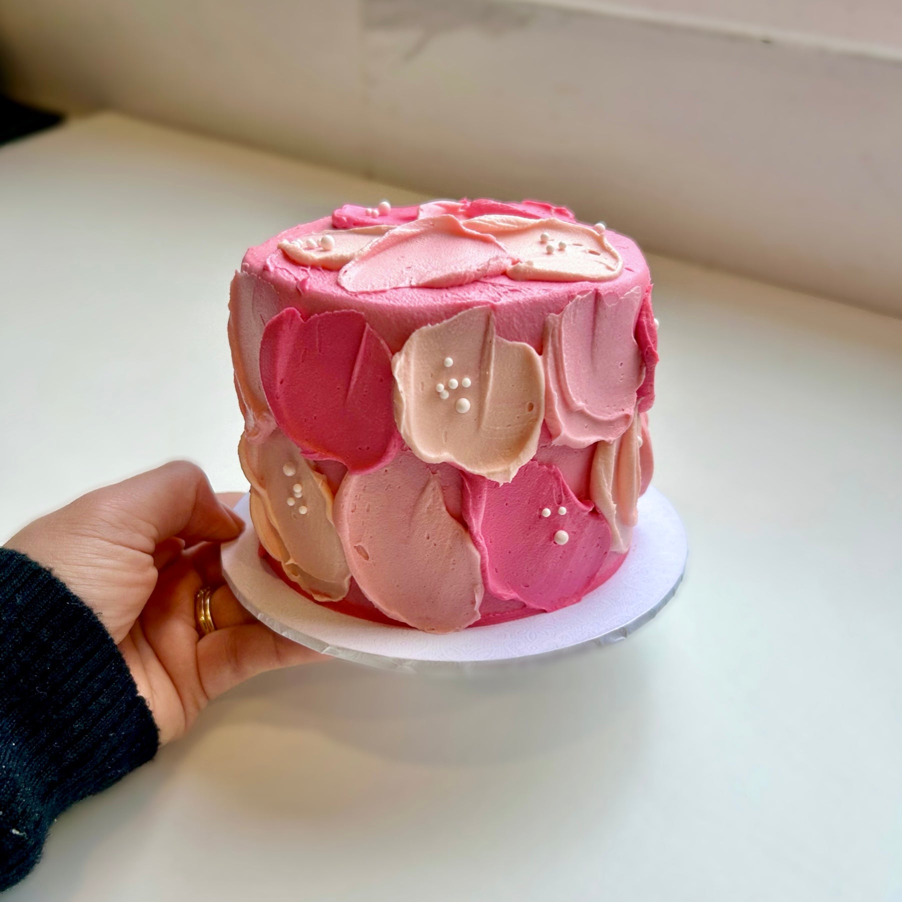 Favourite colours pink smear cake