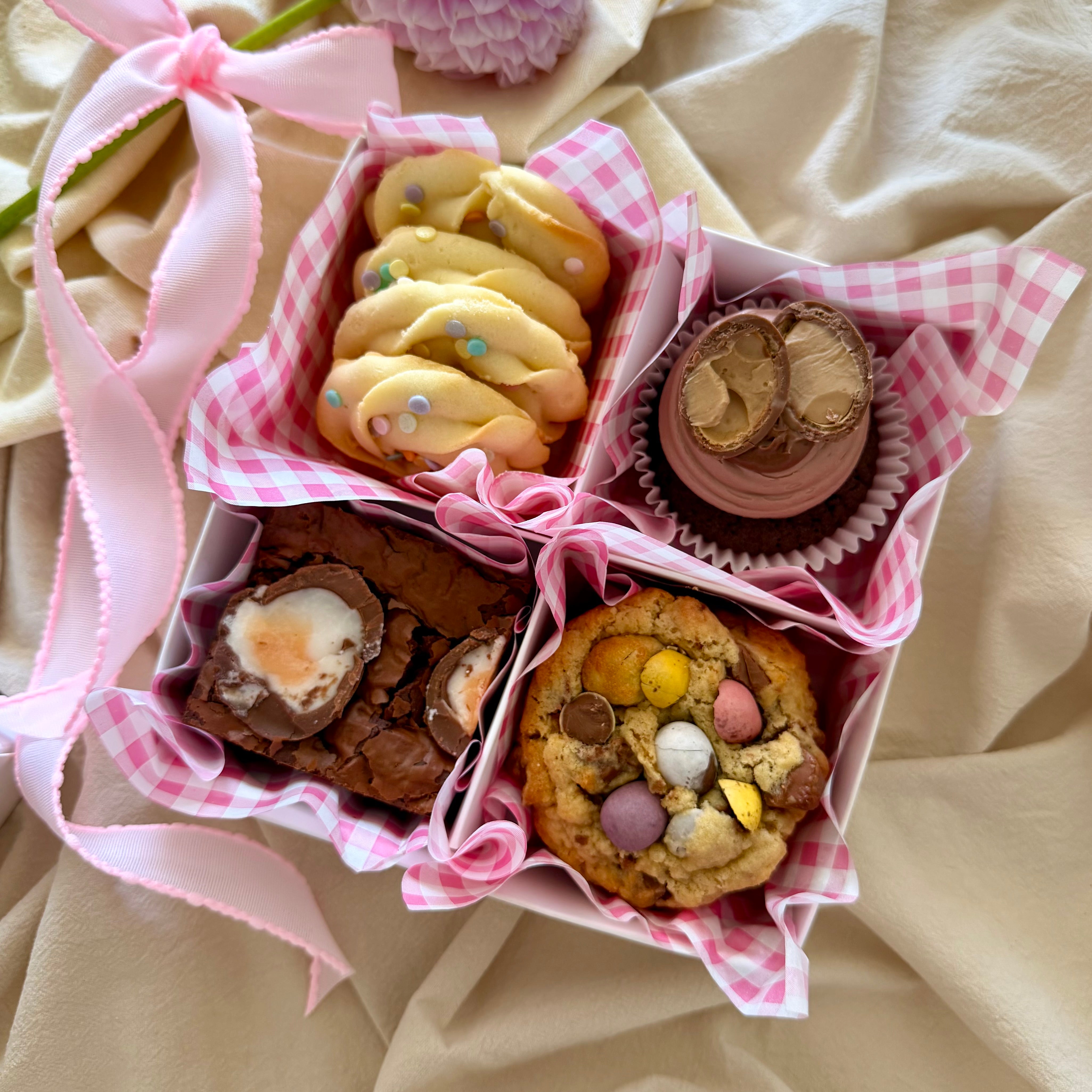 The Mini Easter Dessert Box