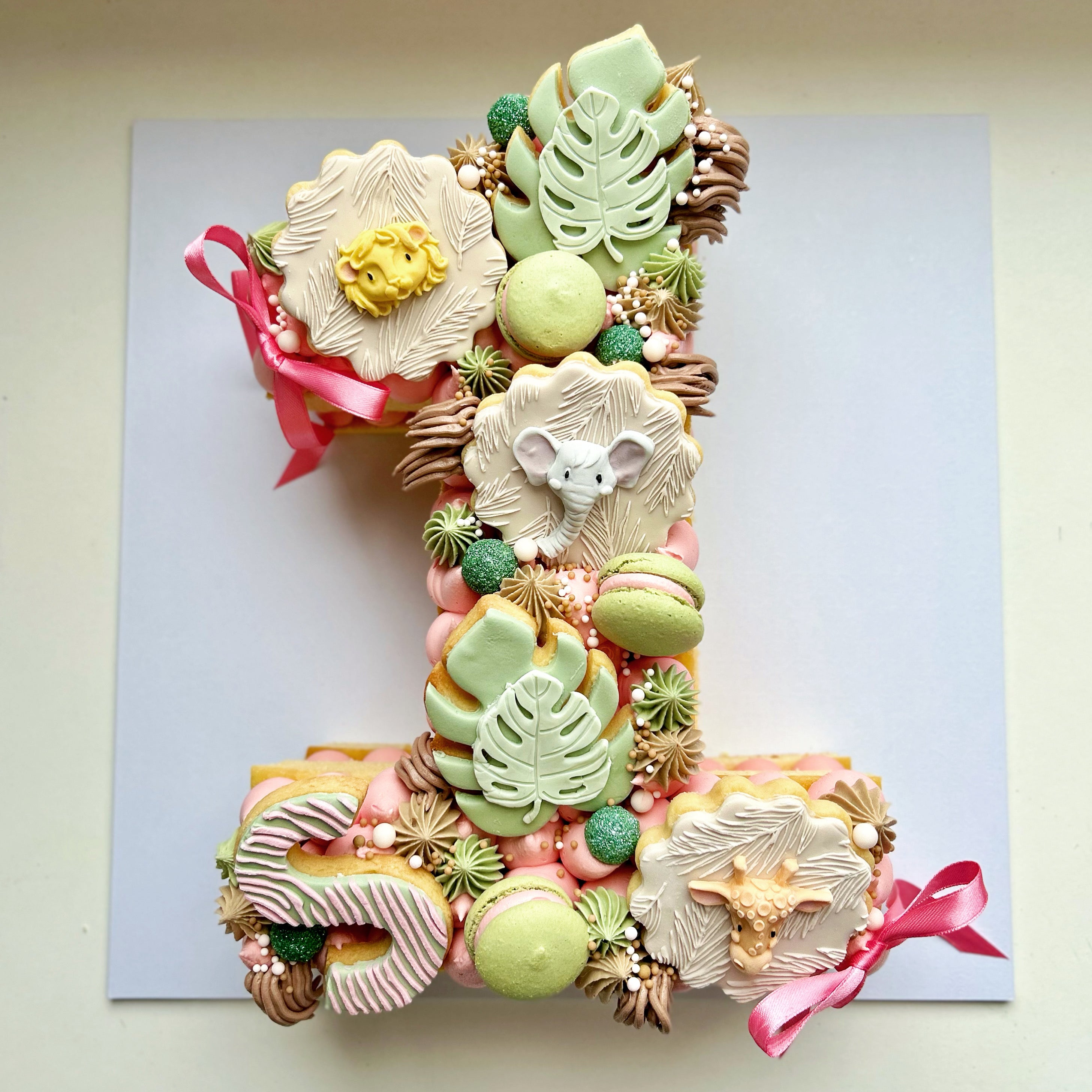 Jungle number cake animal
