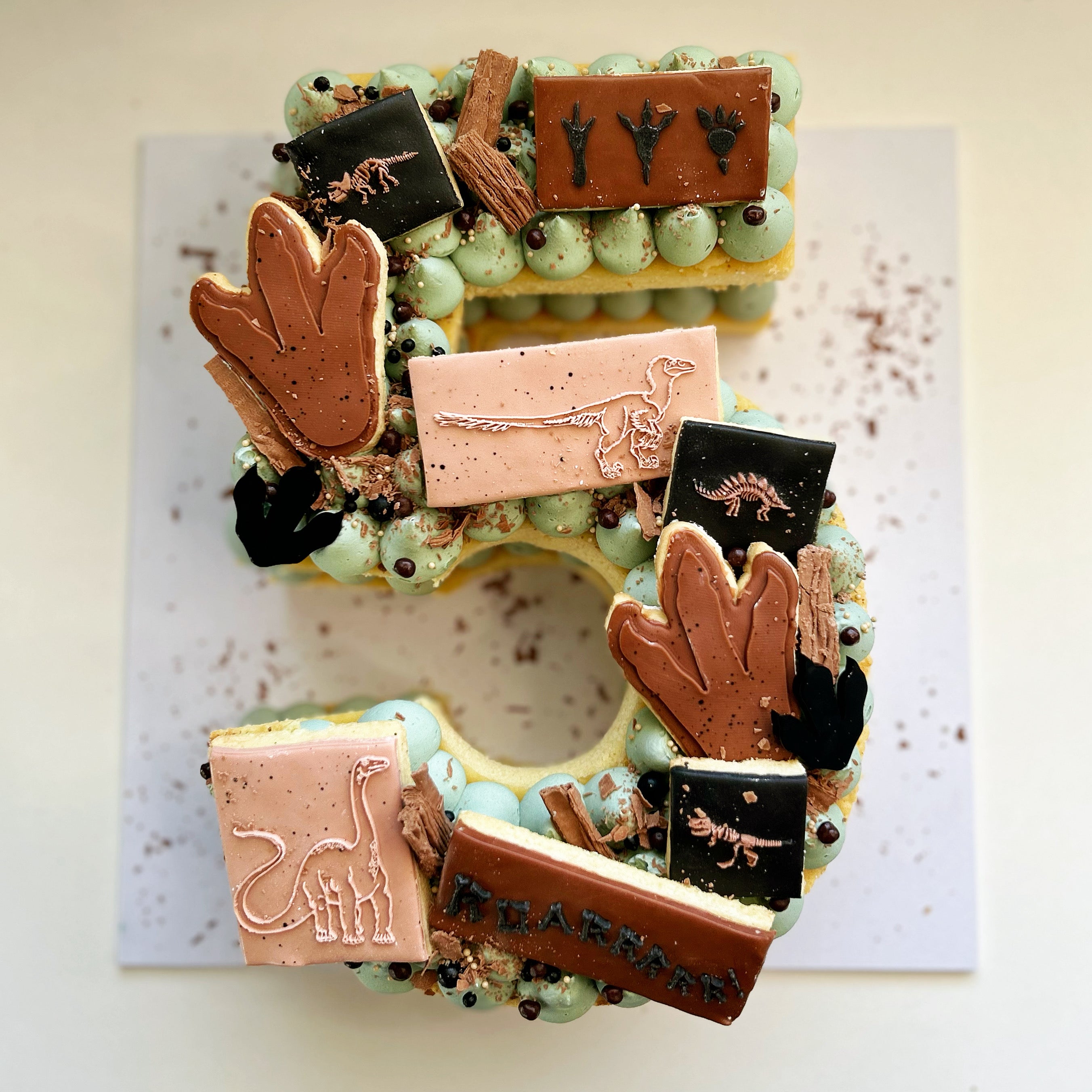 Dinosaur Number / Letter Cake