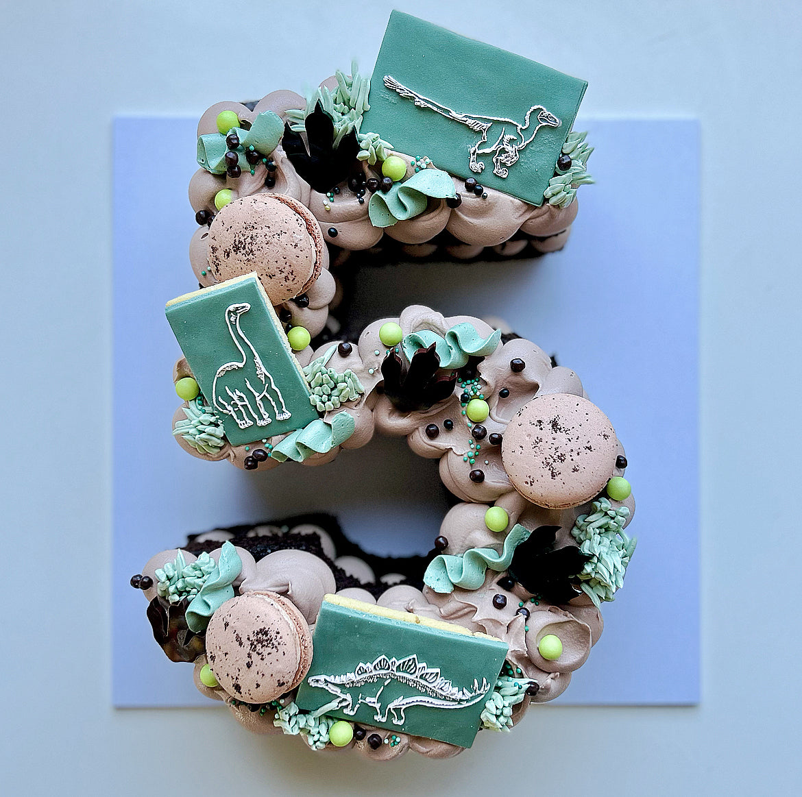 Dinosaur Number / Letter Cake