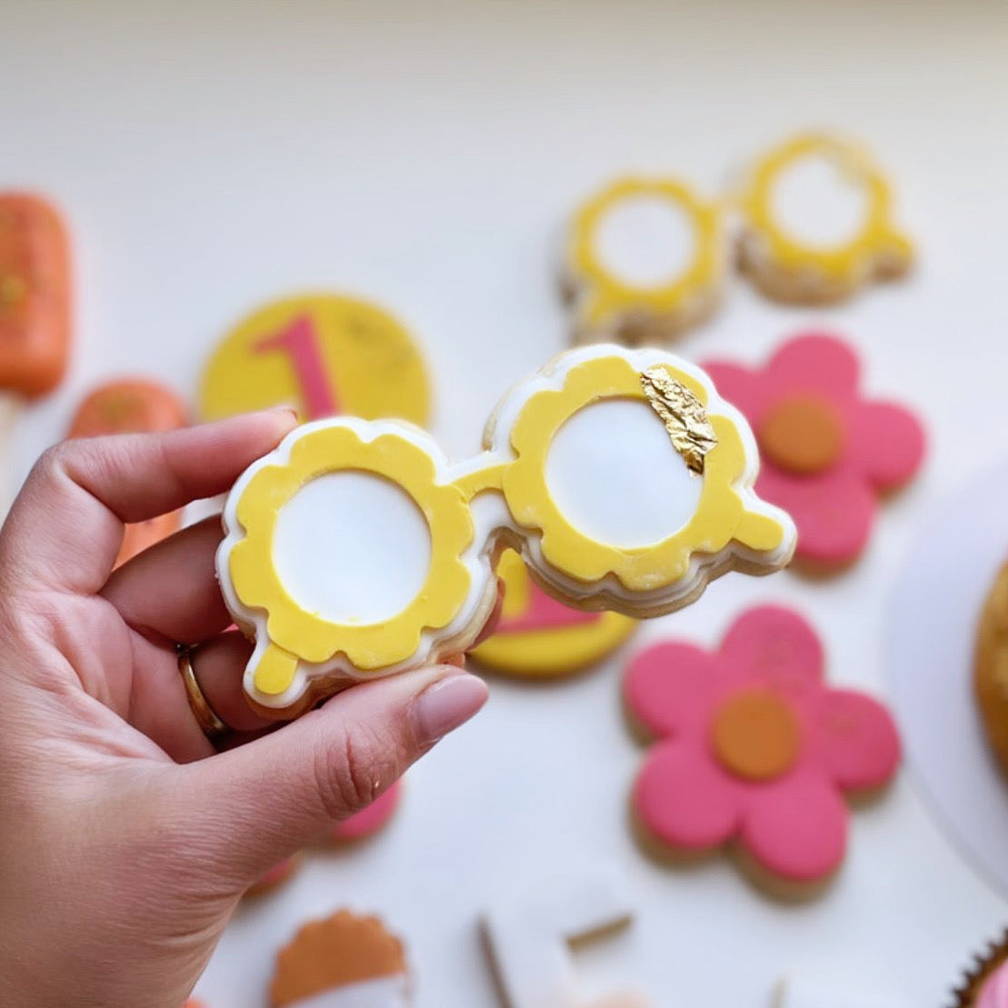 Groovy Sunglasses Cookie