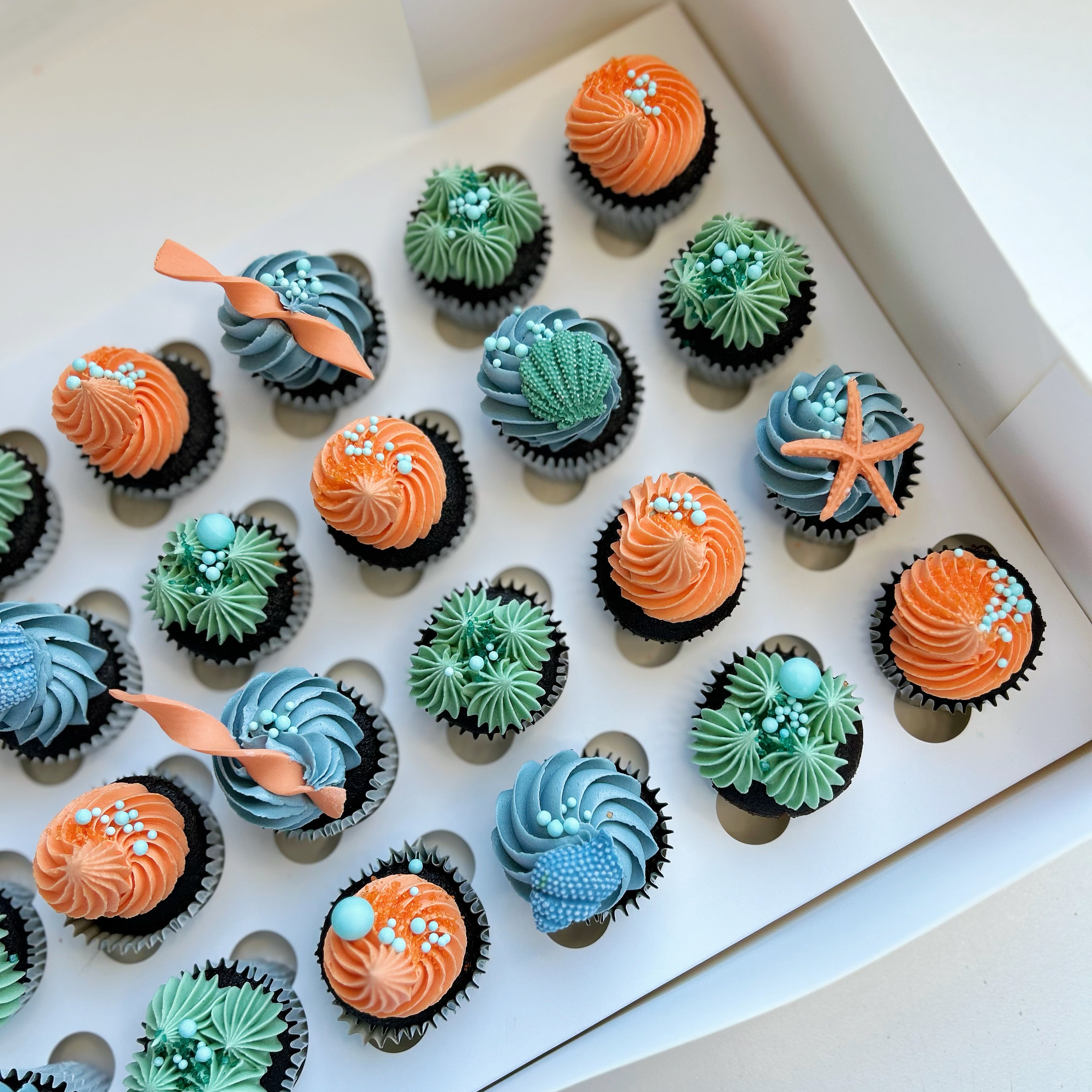 Under the sea mermaid shell cupcakes luxe 