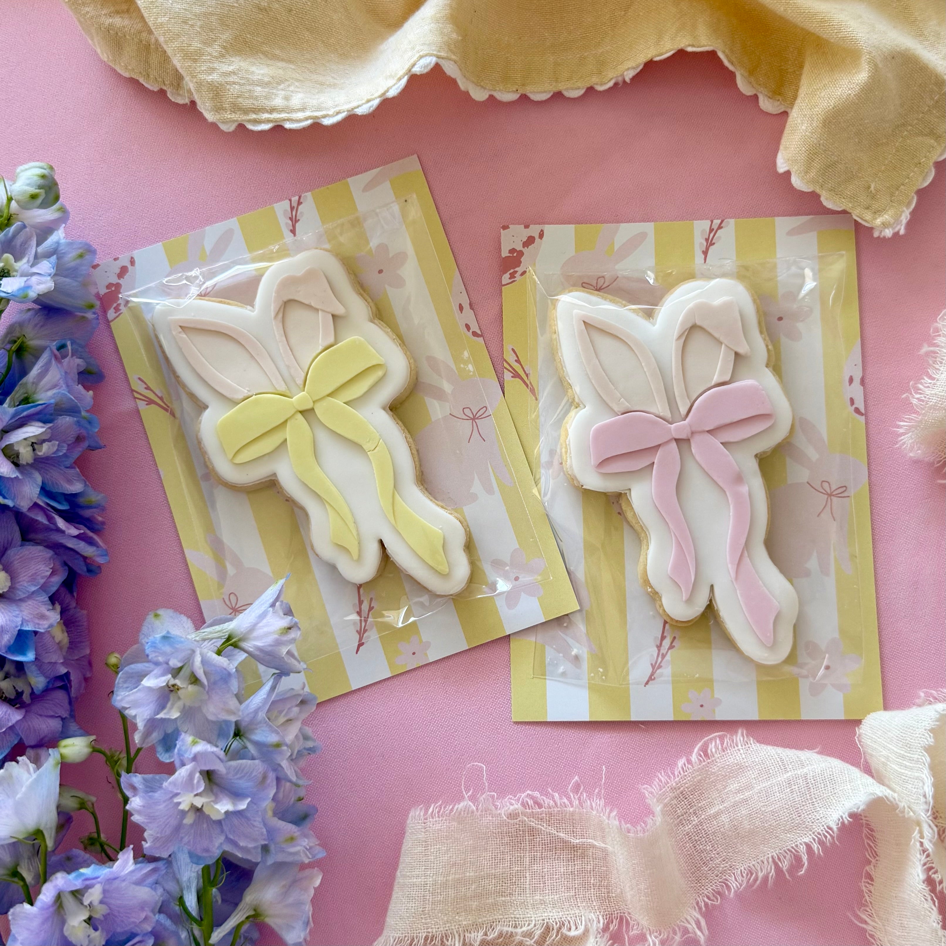 Bunny Bow Easter Cookie