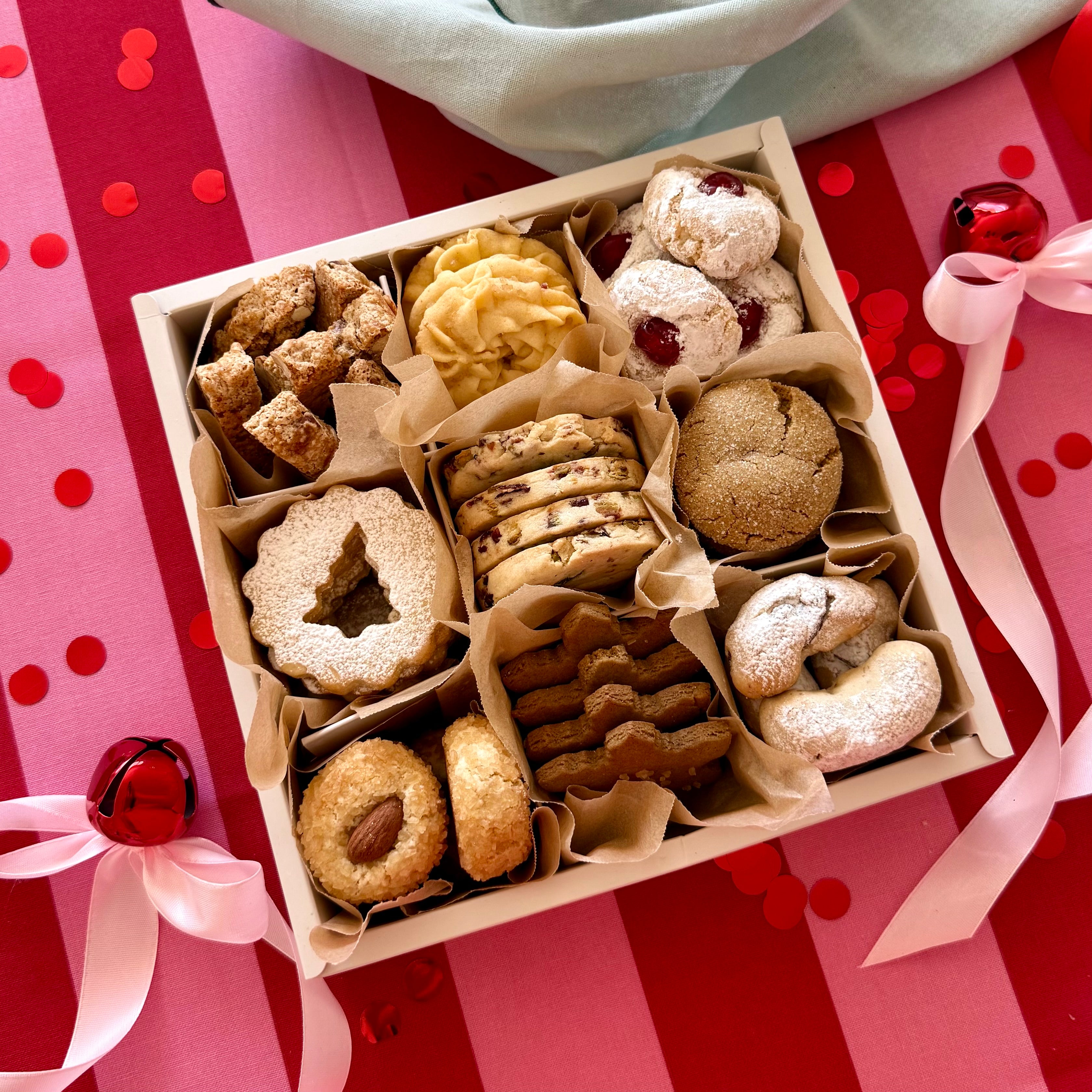 The BB Classic Christmas Cookie Box