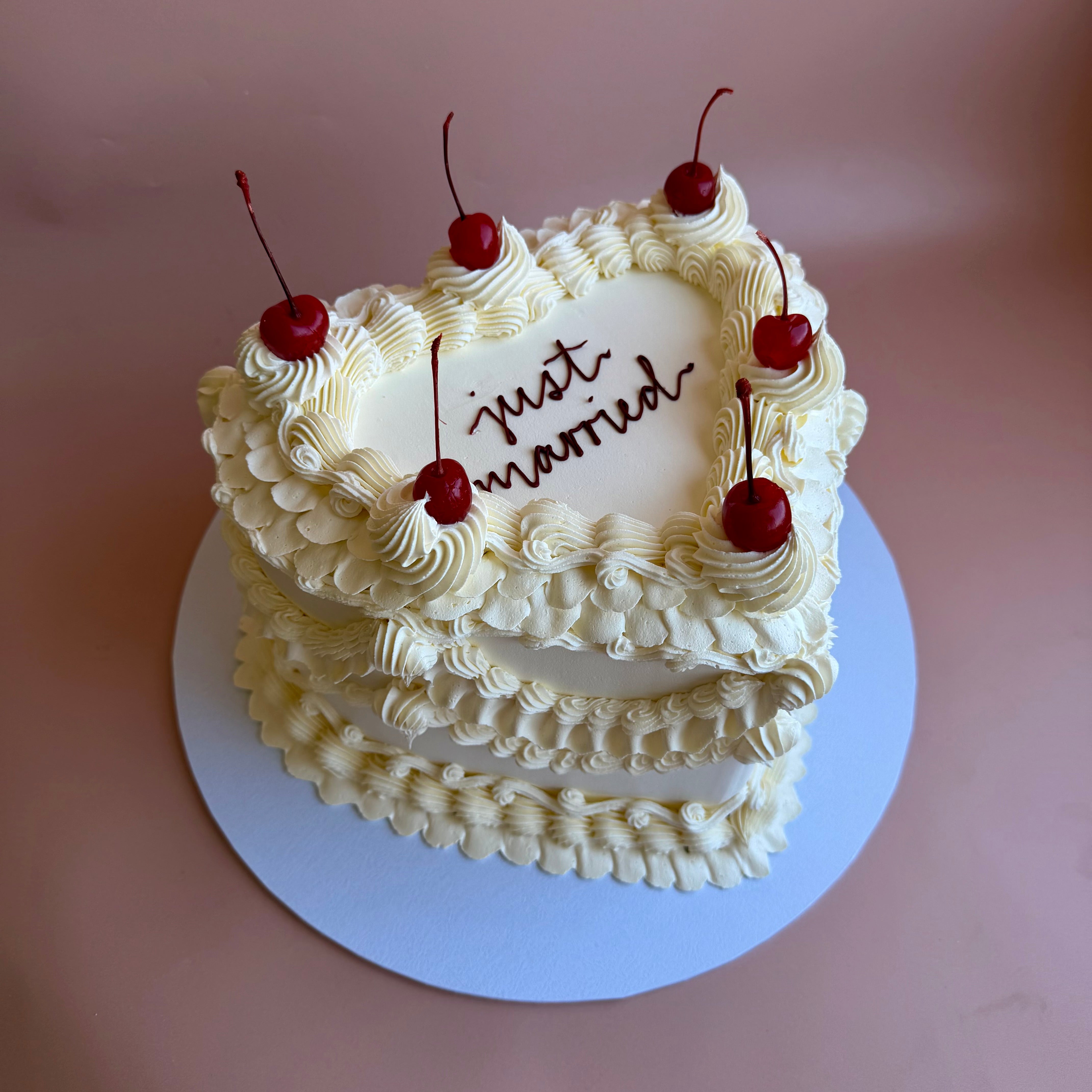 Retro Heart Cake